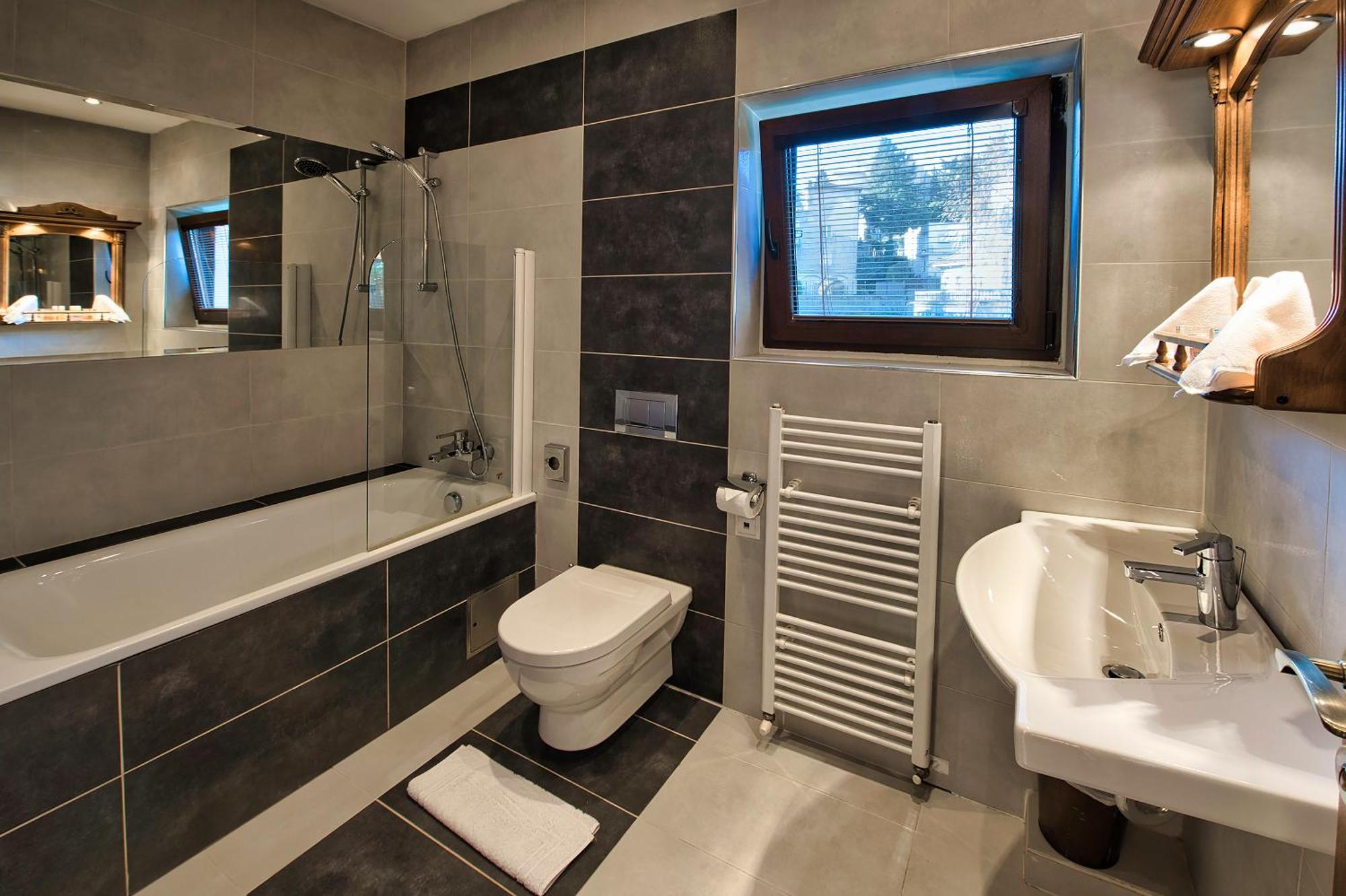 Panoramic Castle Suite With Free Private Parking Bratislava Exterior foto