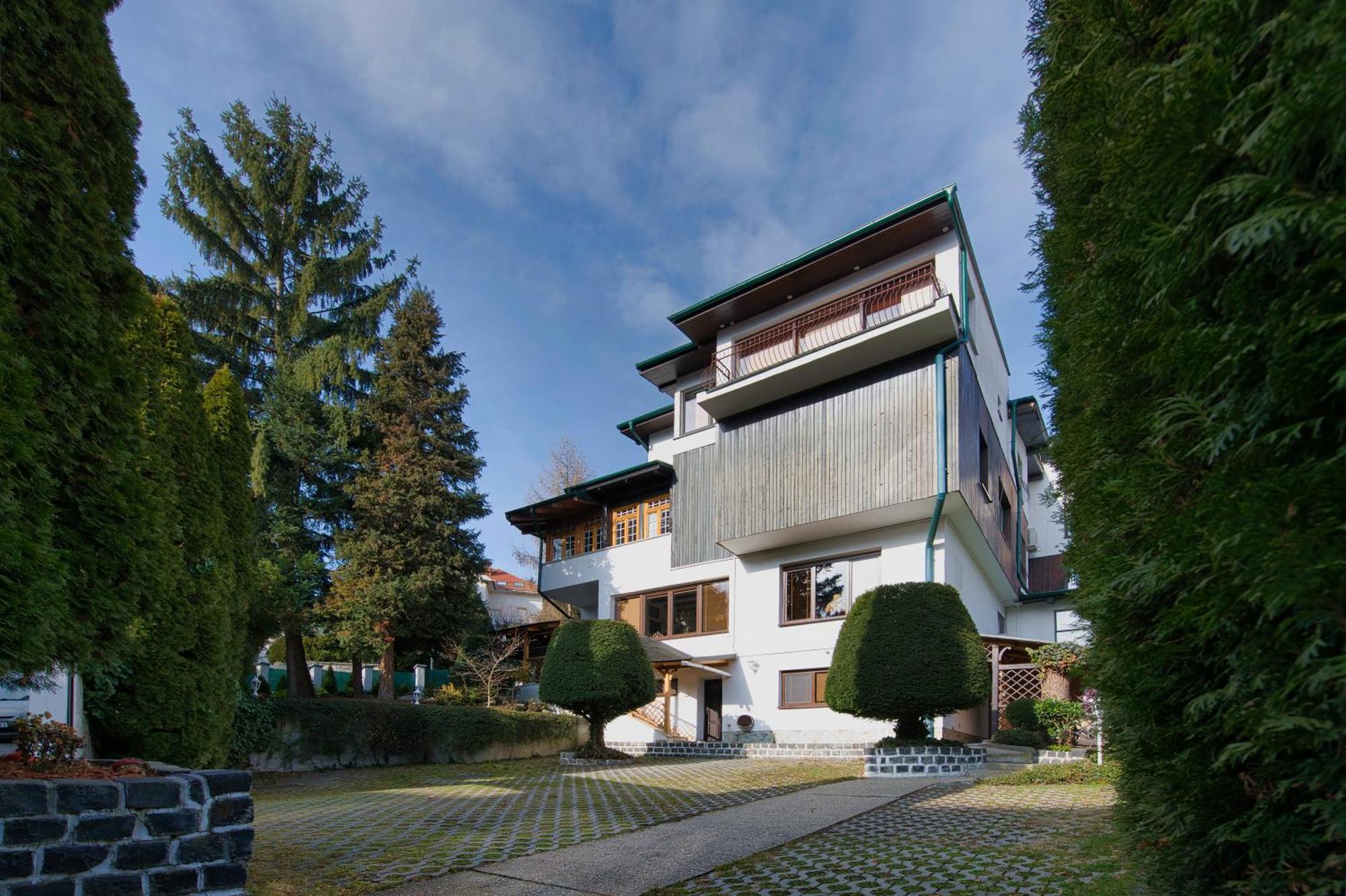 Panoramic Castle Suite With Free Private Parking Bratislava Exterior foto